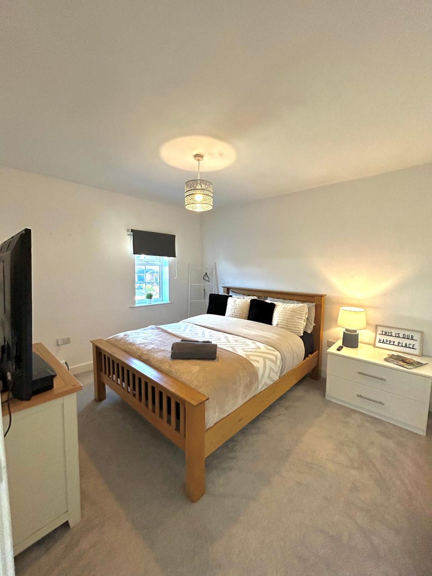 Luxury Countryside Stay - Waters Upton, Telford Bagian luar foto